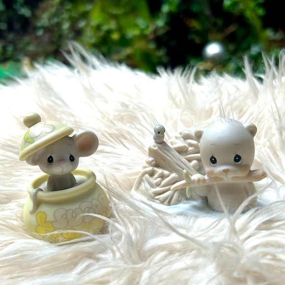Precious Moments Antique Figurine Mouse & Beaver Lot Set VTG Rare - Picture 1 of 7